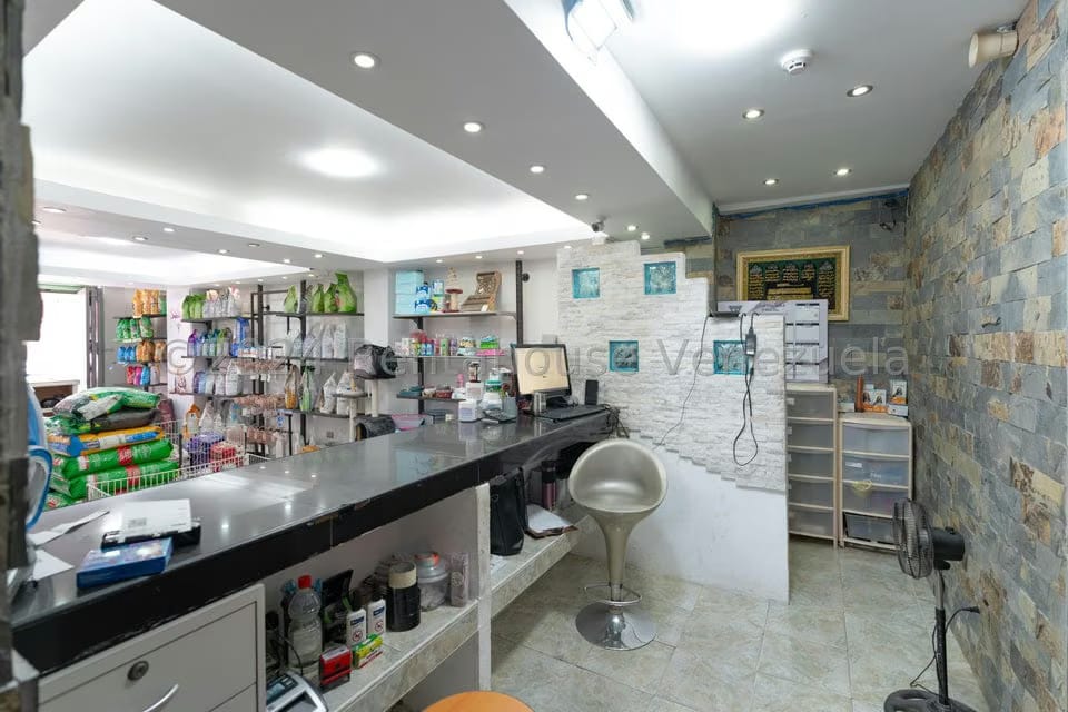 Comercial (Local Comercial) en Venta en Cementerio, Distrito Metropolitano - 9