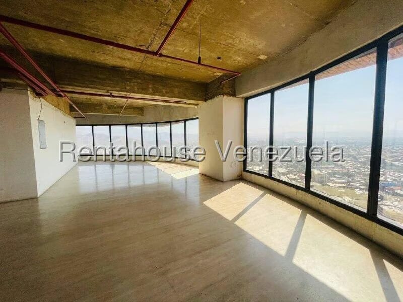 Comercial (Local Comercial) en Alquiler en Avenida Bolivar, Aragua - 5