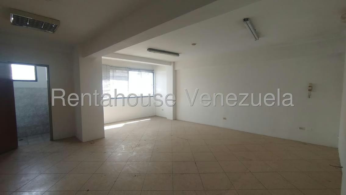 Comercial (Oficina) en Alquiler en Municipio Guaicaipuro, Miranda - 4