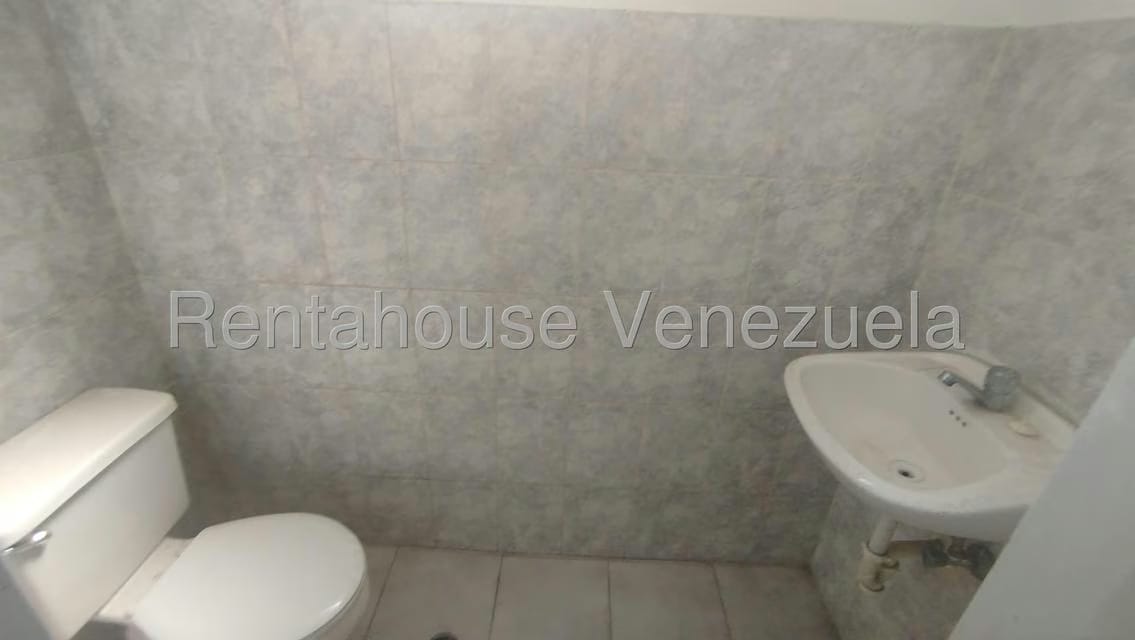 Comercial (Oficina) en Alquiler en Municipio Guaicaipuro, Miranda - 8