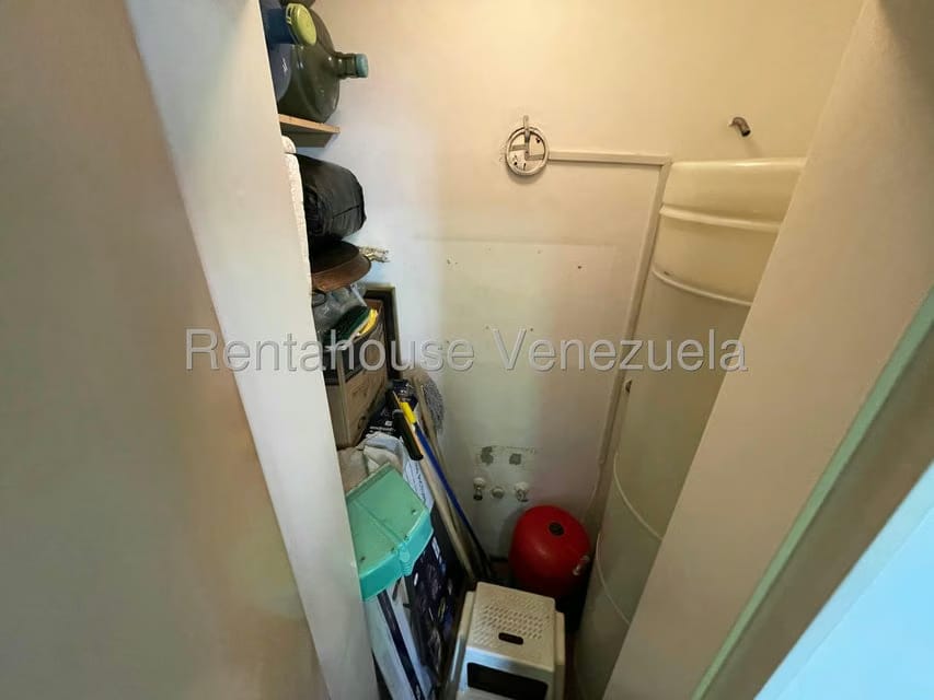 Apartamento (1 Nivel) en Venta en San Bernardino, Distrito Metropolitano - 13