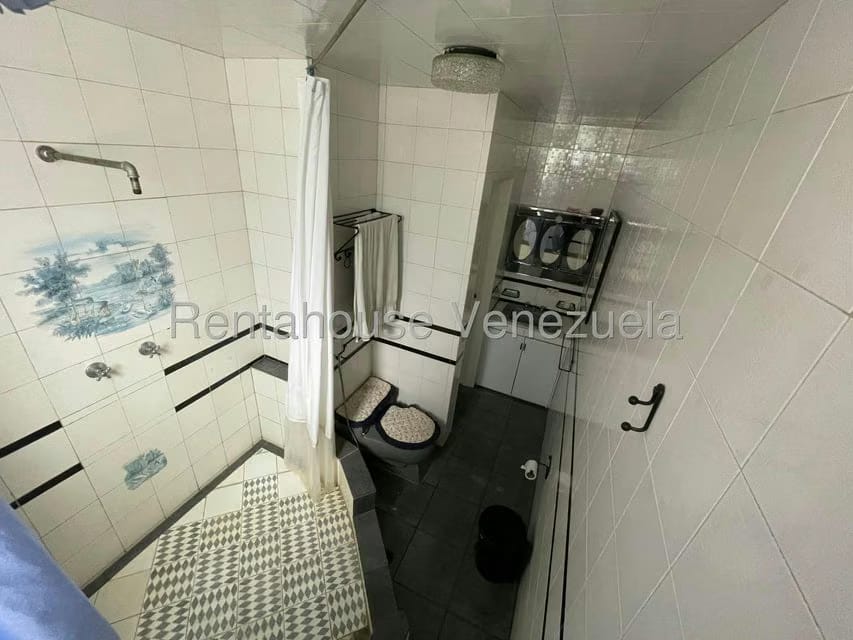 Apartamento (1 Nivel) en Venta en San Bernardino, Distrito Metropolitano - 18