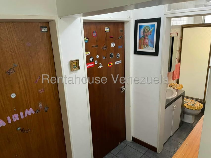 Apartamento (1 Nivel) en Venta en San Bernardino, Distrito Metropolitano - 19