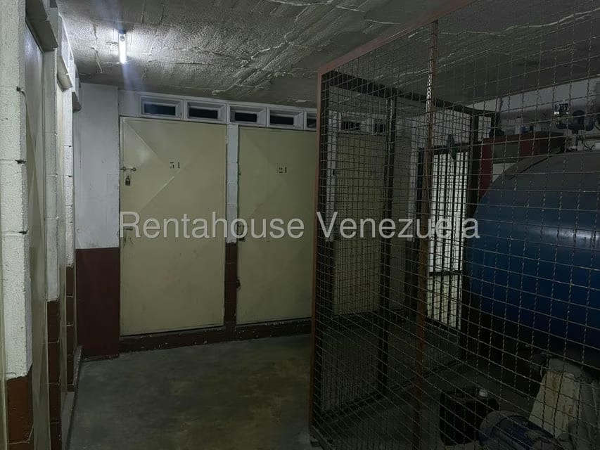 Apartamento (1 Nivel) en Venta en San Bernardino, Distrito Metropolitano - 33