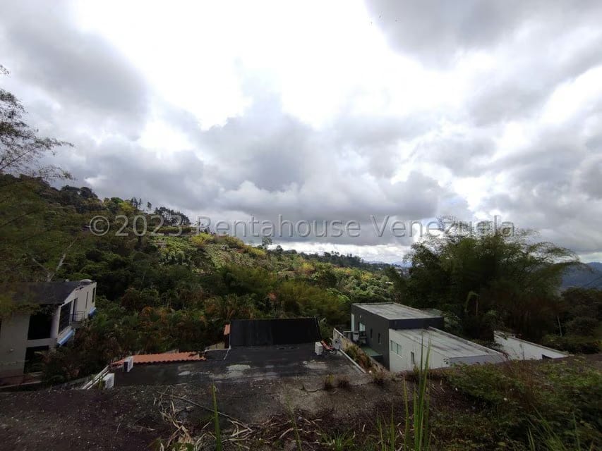 Terreno (Residencial) en Venta en Oripoto, Distrito Metropolitano - 3
