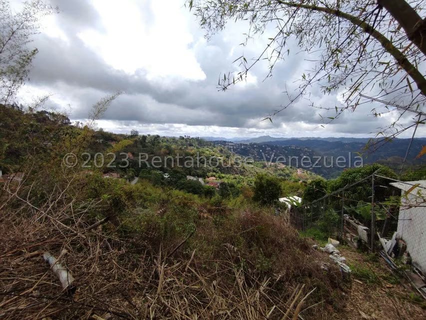 Terreno (Residencial) en Venta en Oripoto, Distrito Metropolitano - 9