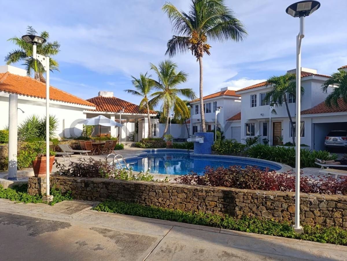 Townhouse Amoblado en Playa El Angel, Conjunto Residencial Casablanca Villas - 21