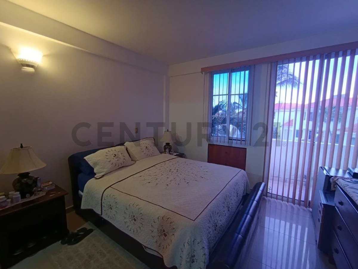 Townhouse Amoblado en Playa El Angel, Conjunto Residencial Casablanca Villas - 4