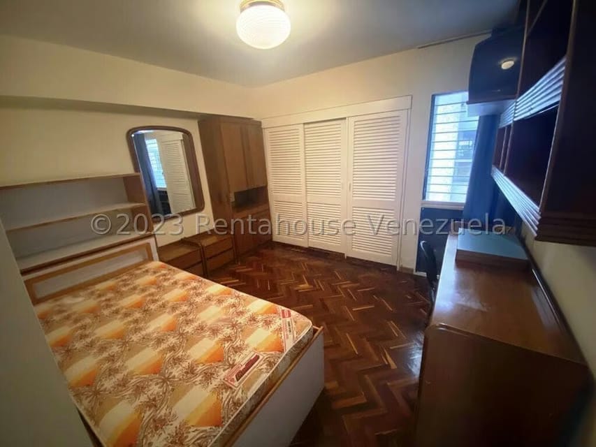 Apartamento (1 Nivel) en Alquiler en Santa Eduvigis, Distrito Metropolitano - 26
