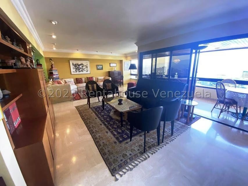 Apartamento (1 Nivel) en Alquiler en Santa Eduvigis, Distrito Metropolitano - 8