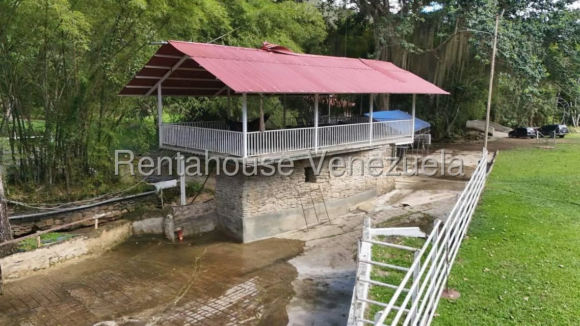Terreno (Finca) en Venta en El Hatillo, Distrito Metropolitano - 6