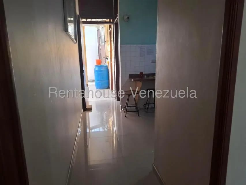 Casa (1 Nivel) en Venta en Parroquia Catedral, Lara - 13