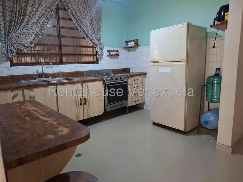 Casa (1 Nivel) en Venta en Parroquia Catedral, Lara - 17