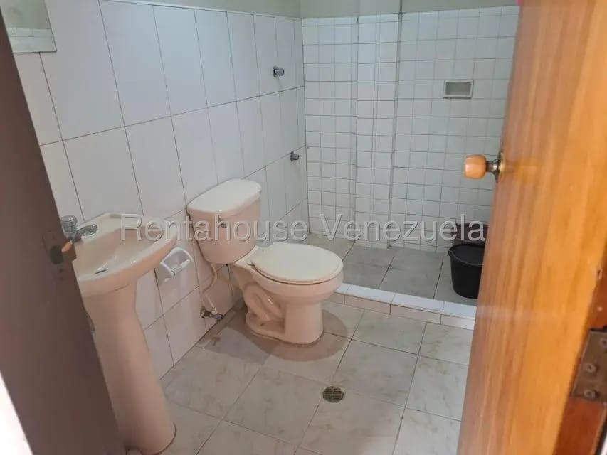 Casa (1 Nivel) en Venta en Parroquia Catedral, Lara - 20