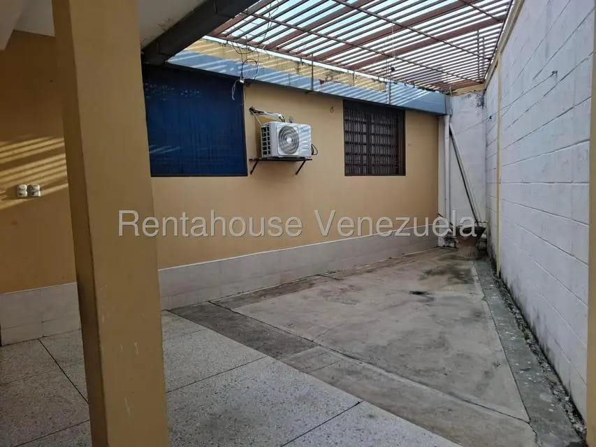 Casa (1 Nivel) en Venta en Parroquia Catedral, Lara - 22