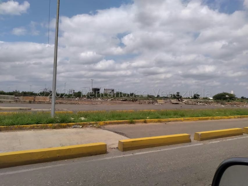 Terreno (Residencial) en Venta en Via La Concepcion, Zulia - 5