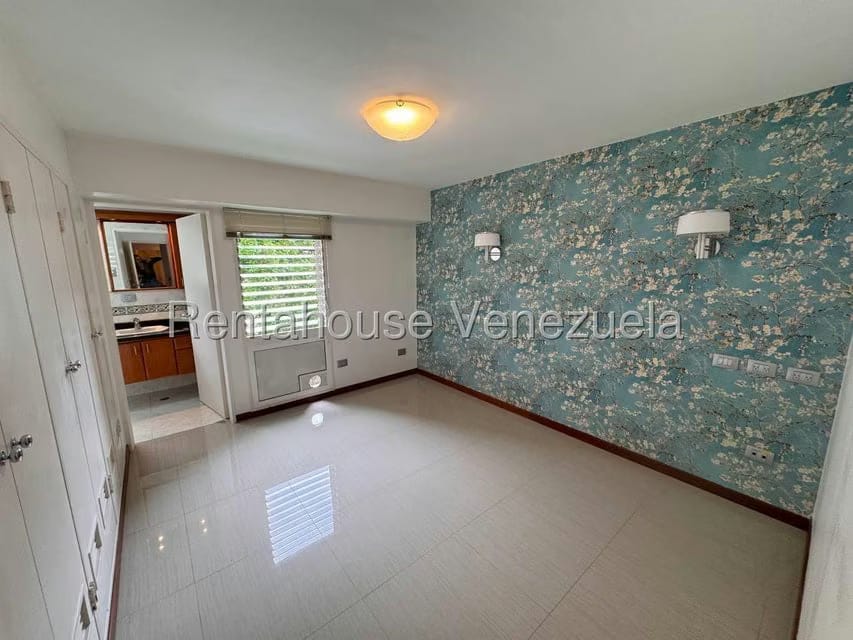 Apartamento (1 Nivel) en Venta en Los Naranjos del Cafetal, Distrito Metropolitano - 16