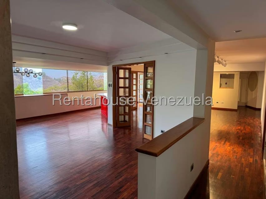 Apartamento (1 Nivel) en Venta en Los Naranjos del Cafetal, Distrito Metropolitano - 4