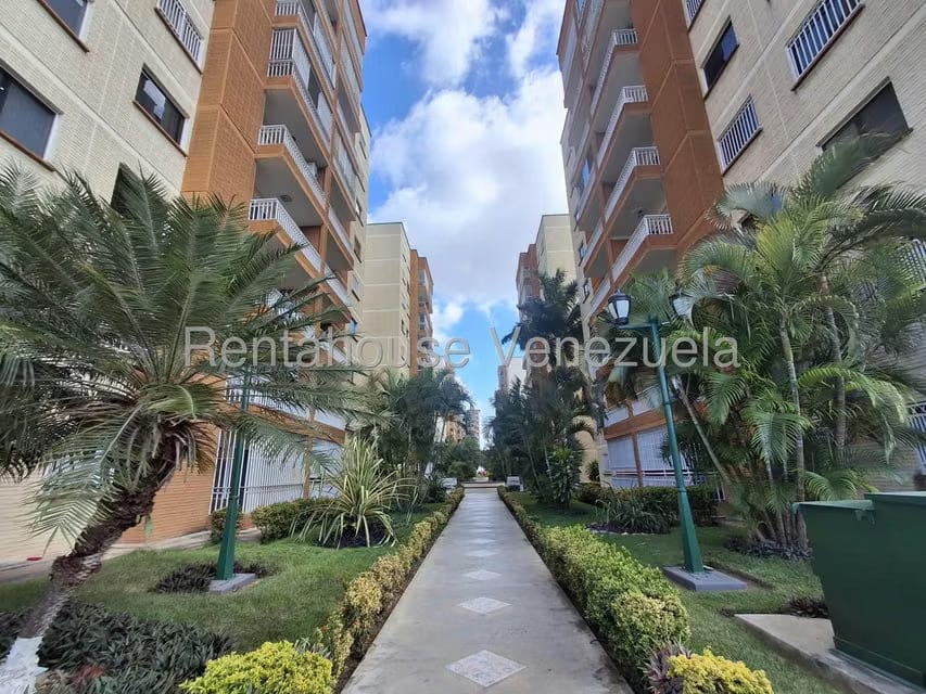 Apartamento (1 Nivel) en Venta en Zona Oeste, Lara - 2