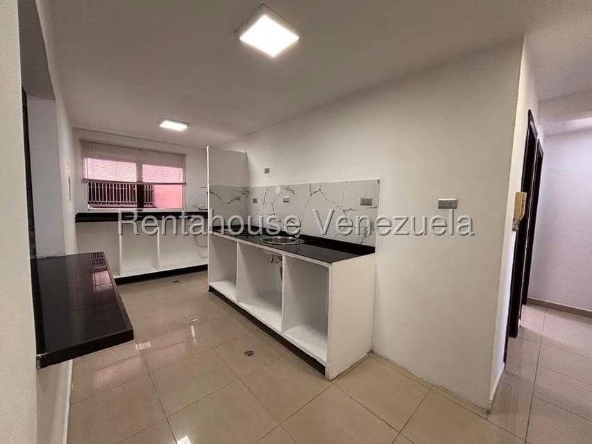 Apartamento (1 Nivel) en Venta en Zona Oeste, Lara - 17