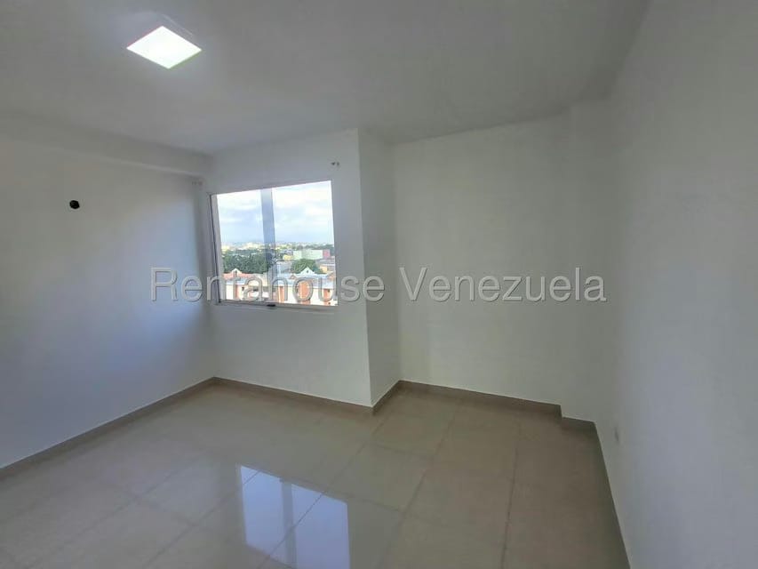 Apartamento (1 Nivel) en Venta en Zona Oeste, Lara - 22