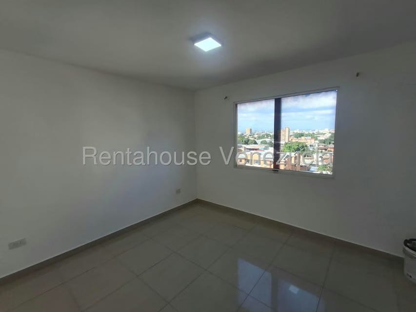 Apartamento (1 Nivel) en Venta en Zona Oeste, Lara - 26