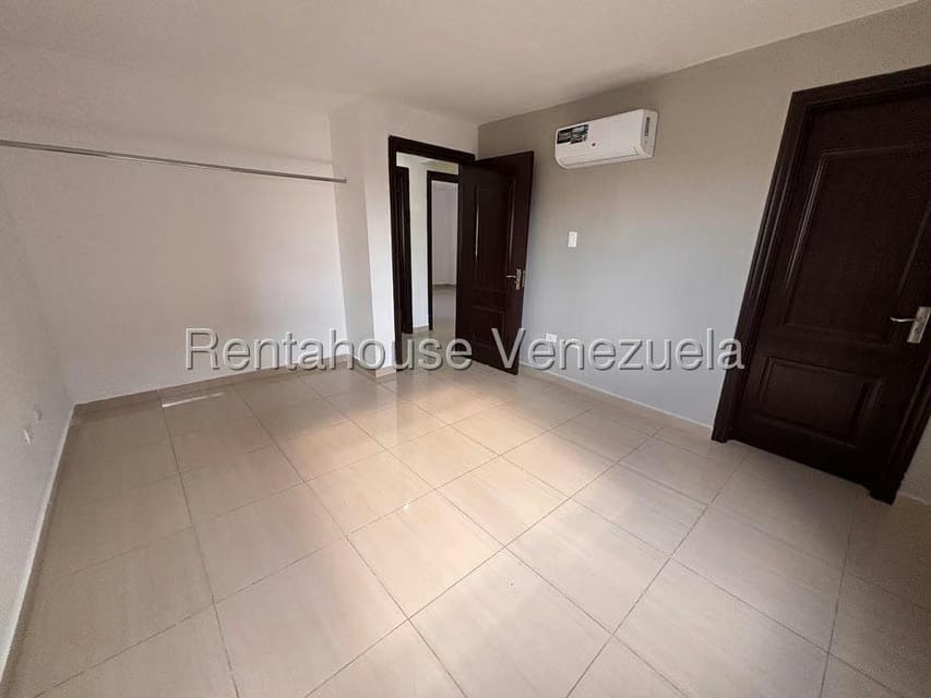 Apartamento (1 Nivel) en Venta en Zona Oeste, Lara - 31