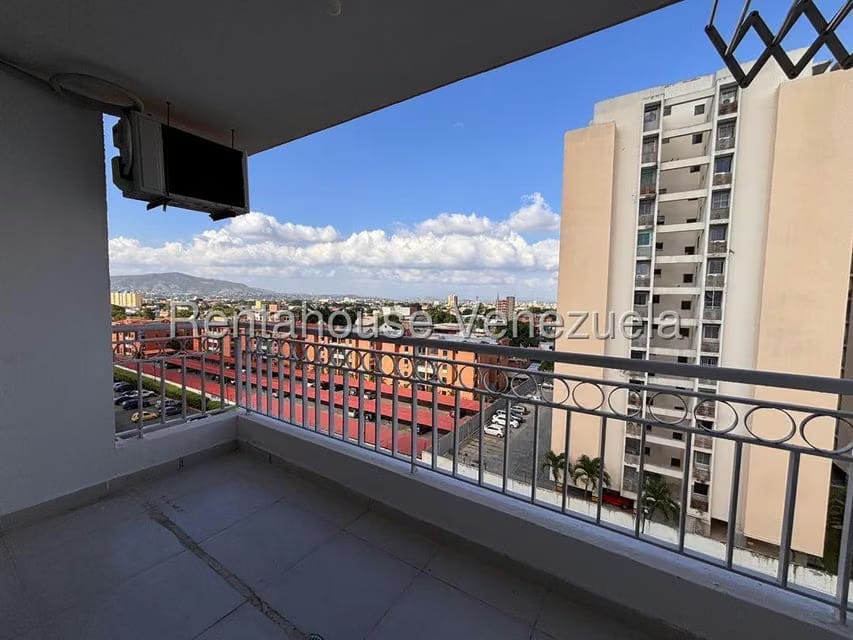 Apartamento (1 Nivel) en Venta en Zona Oeste, Lara - 34