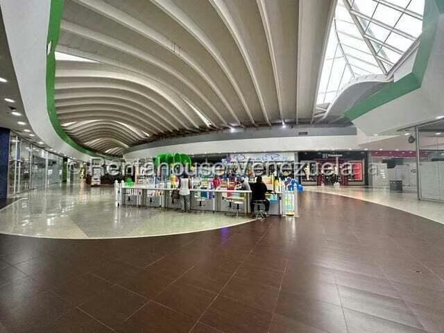Comercial (Local Comercial) en Alquiler en Punto Fijo, Falcon - 7