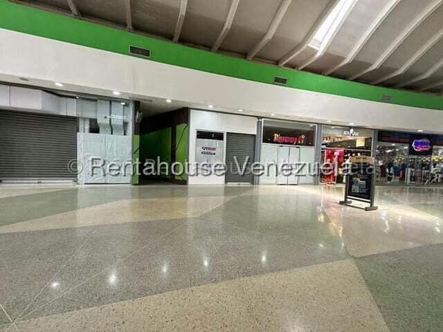 Comercial (Local Comercial) en Alquiler en Punto Fijo, Falcon - 9