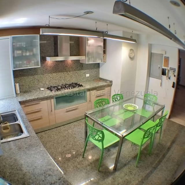 Apartamento (1 Nivel) en Venta en Chuao, Distrito Metropolitano - 21