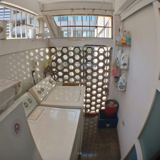 Apartamento (1 Nivel) en Venta en Chuao, Distrito Metropolitano - 23