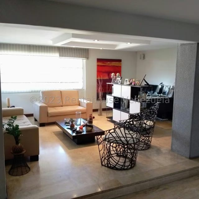 Apartamento (1 Nivel) en Venta en Chuao, Distrito Metropolitano - 29