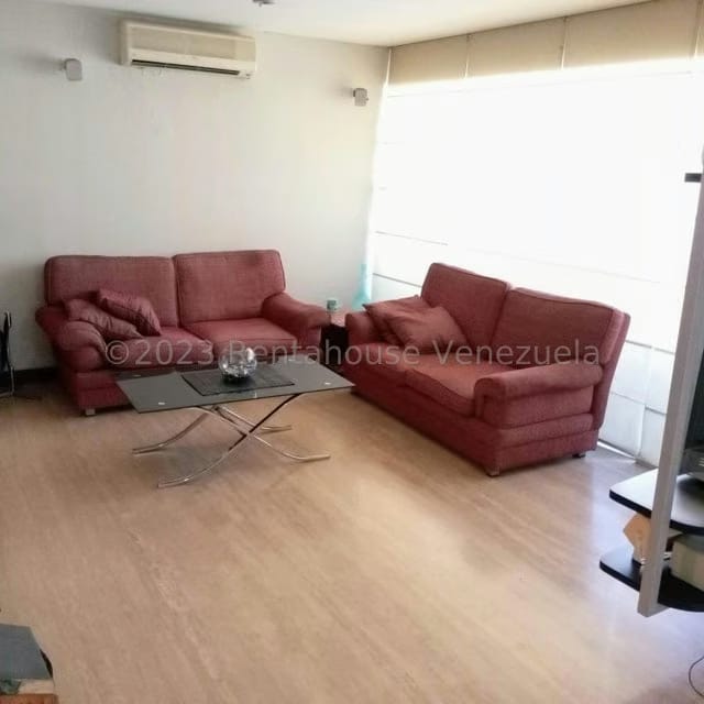 Apartamento (1 Nivel) en Venta en Chuao, Distrito Metropolitano - 40