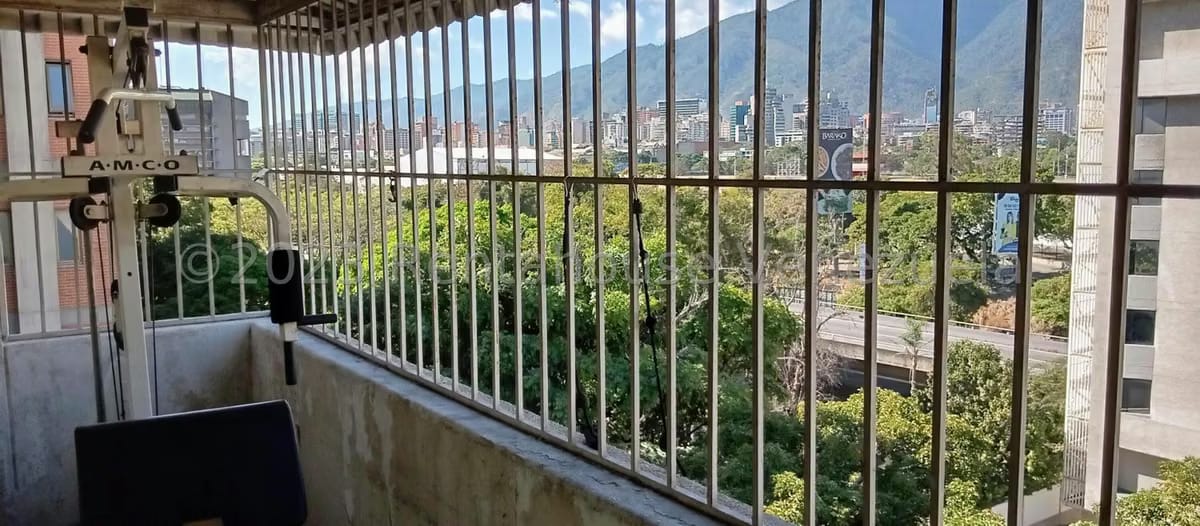 Apartamento (1 Nivel) en Venta en Chuao, Distrito Metropolitano - 45