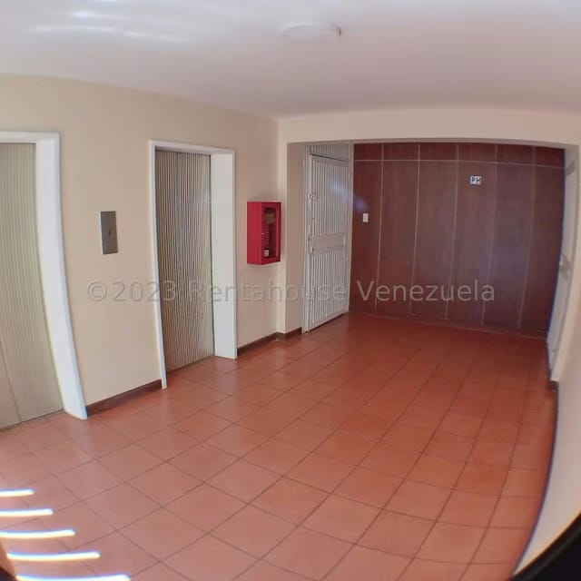 Apartamento (1 Nivel) en Venta en Chuao, Distrito Metropolitano - 10