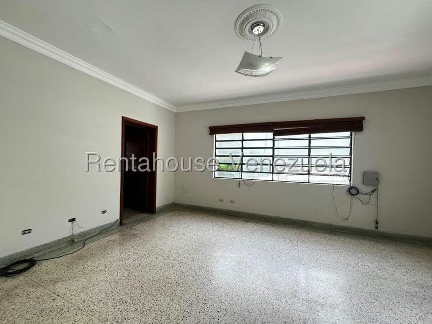 Casa (Duplex) en Venta en Colinas de Bello Monte, Distrito Metropolitano - 21