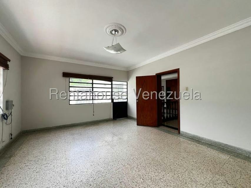 Casa (Duplex) en Venta en Colinas de Bello Monte, Distrito Metropolitano - 23