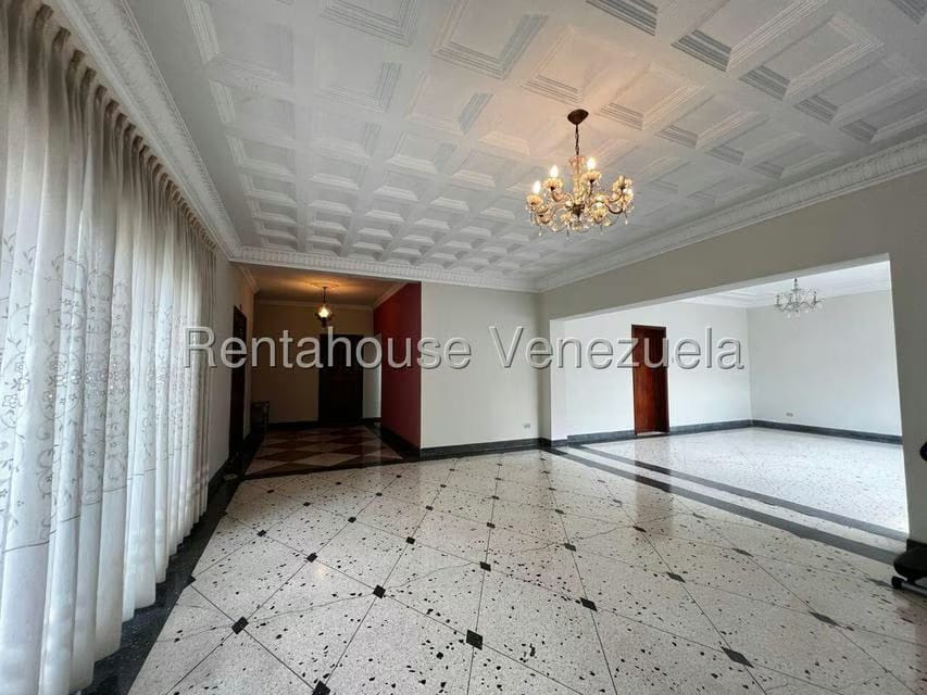 Casa (Duplex) en Venta en Colinas de Bello Monte, Distrito Metropolitano - 4