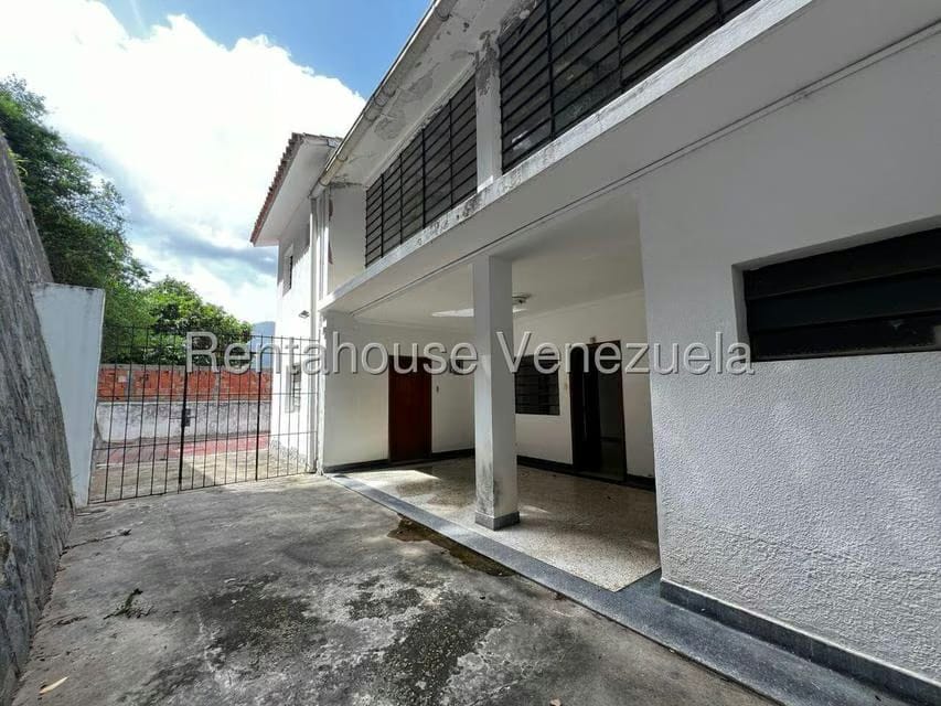 Casa (Duplex) en Venta en Colinas de Bello Monte, Distrito Metropolitano - 31
