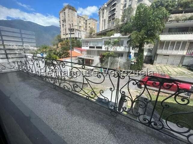 Casa (Duplex) en Venta en Colinas de Bello Monte, Distrito Metropolitano - 5