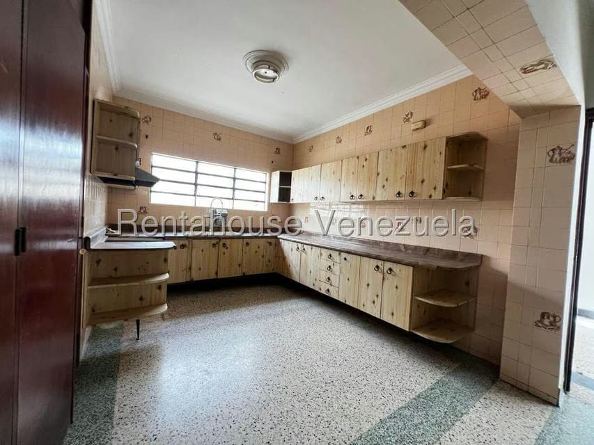 Casa (Duplex) en Venta en Colinas de Bello Monte, Distrito Metropolitano - 10