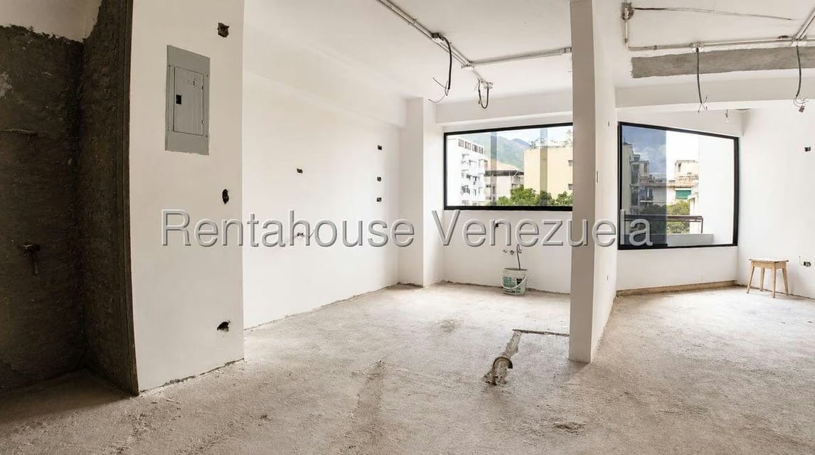 Apartamento (Duplex) en Venta en Los Palos Grandes, Distrito Metropolitano - 10