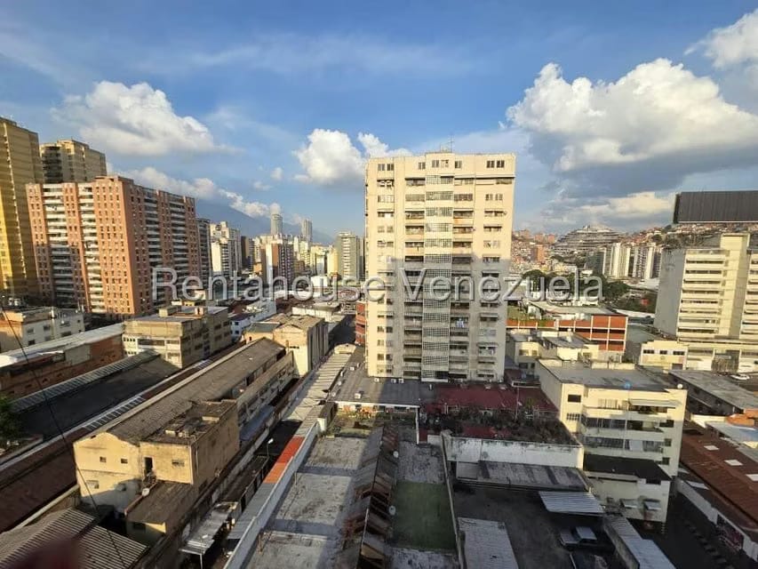 Apartamento (1 Nivel) en Venta en Parroquia Santa Teresa, Distrito Metropolitano - 12