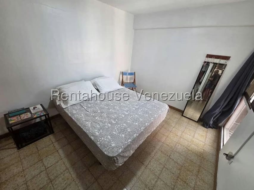 Apartamento (1 Nivel) en Venta en Parroquia Santa Teresa, Distrito Metropolitano - 23