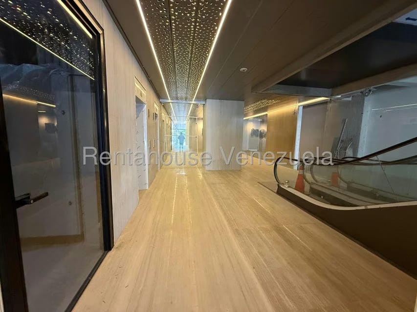 Comercial (Oficina) en Venta en Las Mercedes, Distrito Metropolitano - 2