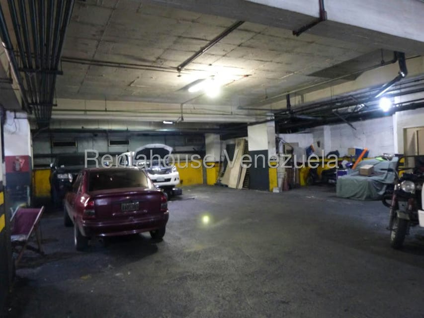Comercial (Edificio) en Venta en Parroquia Catedral, Distrito Metropolitano - 7