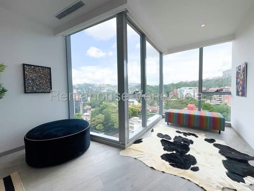 Apartamento (1 Nivel) en Alquiler en Las Mercedes, Distrito Metropolitano - 12