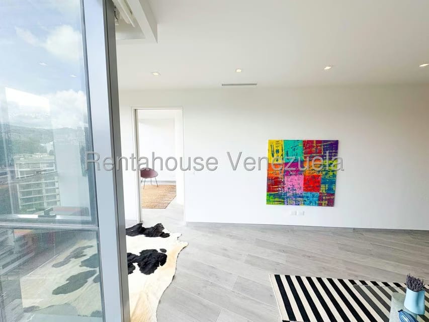 Apartamento (1 Nivel) en Alquiler en Las Mercedes, Distrito Metropolitano - 17