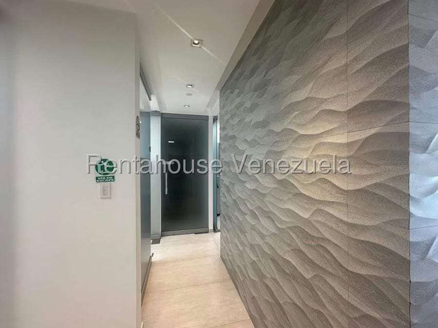 Comercial (Oficina) en Alquiler en Macaracuay, Distrito Metropolitano - 15